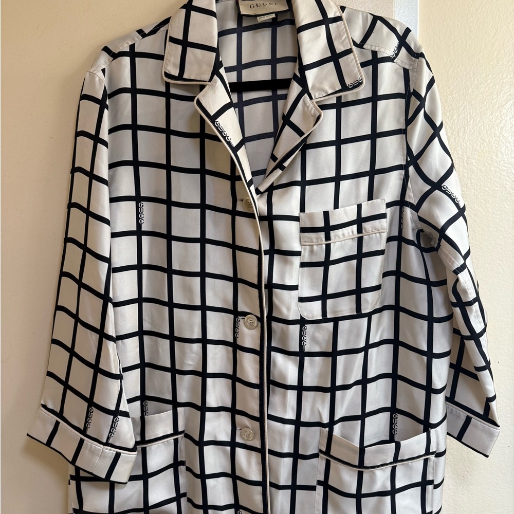 Gucci Black and Cream Patterned Textile